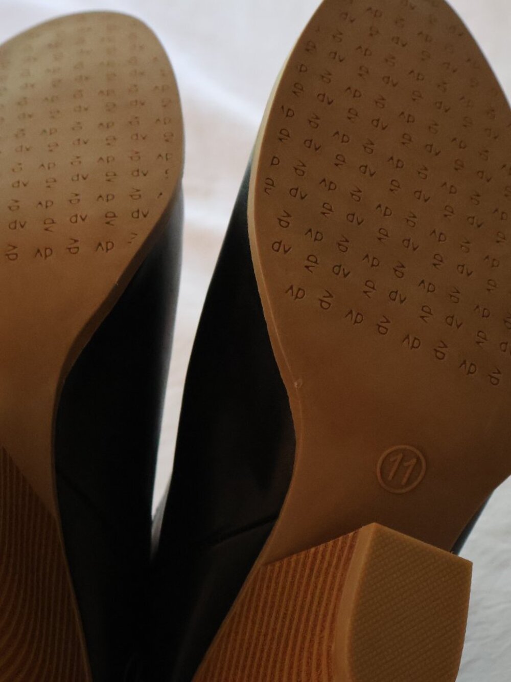 DV by Dolce Vita Black Booties Size 11 - Picture 7 of 7